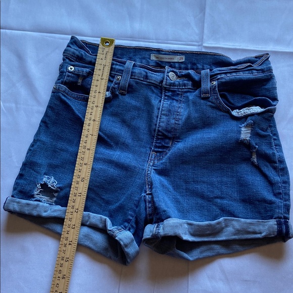 Levi’s Denim Distressed Shorts - Picture 5 of 5